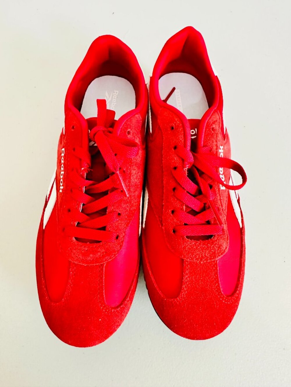 NEW REEBOK RED AND WHITE ORTHOLITE COURT FLEX SNEAKERS SIZE 9 - Picture 2 of 10